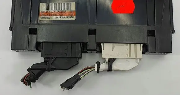Ford Focus Comfort/convenience module 6N4T18C612BB
