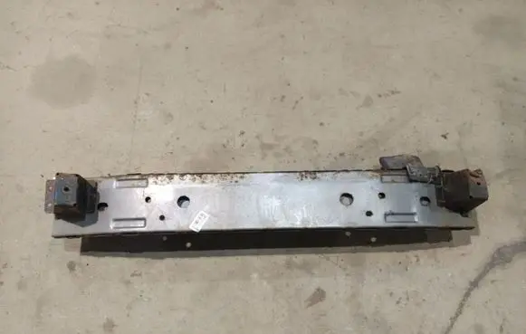 Nissan X-Trail T30 Rear beam 