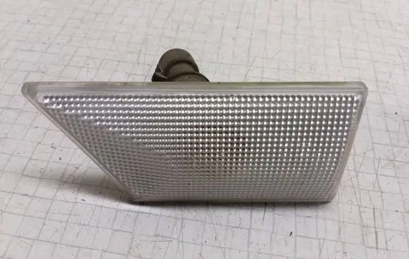 Opel Vectra C Front fender indicator light 138101911 09180672
