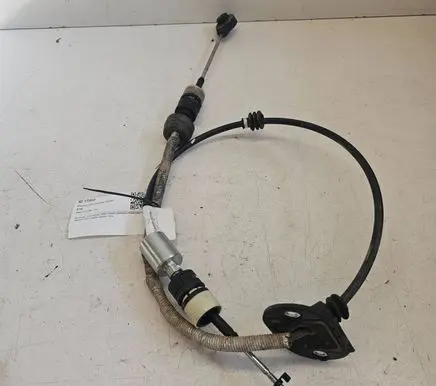 Volvo V70 Gear shift cable linkage 31259001