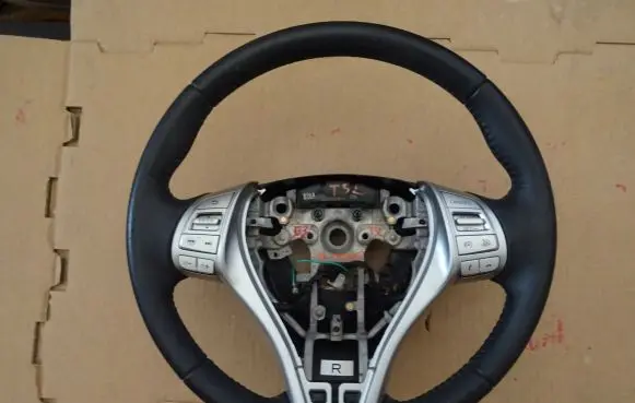 Nissan X-Trail T32 Steering wheel