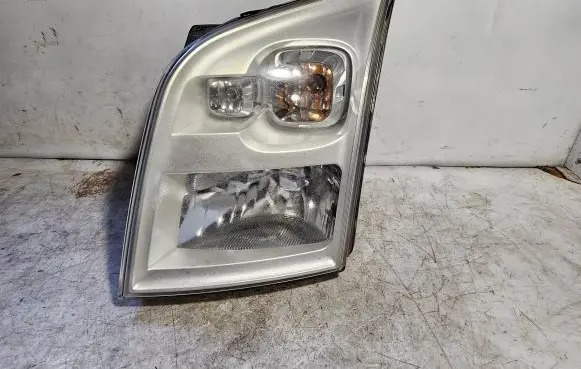 Ford Transit Headlight/headlamp 6C1113W030DC
