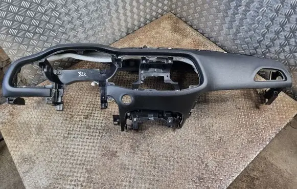 Dodge Challenger Dashboard AL10383DX9020 68174016AF P68174016AF
