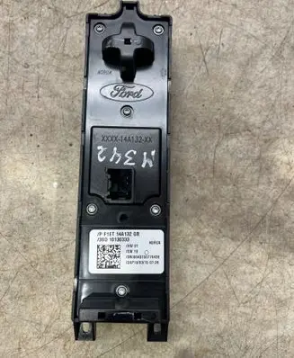 Ford B-MAX Electric window control switch F1ET14A132GB 10130333 S09848150770436