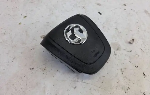 Opel Insignia A Steering wheel airbag 22992537