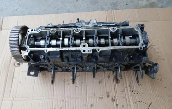 Ford Focus Engine head 9684487210