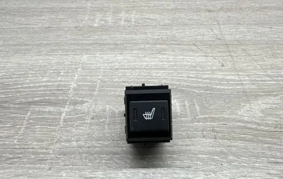 Land Rover Range Rover Sport L320 Seat heating switch YUF500120PVJ 00702A
