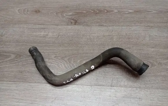 Volvo S60 Engine coolant pipe/hose 08623819