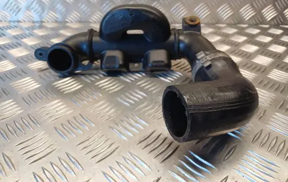 Ford Focus C-MAX Intercooler hose/pipe 9649475780