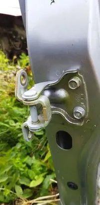 Rear door hinge set