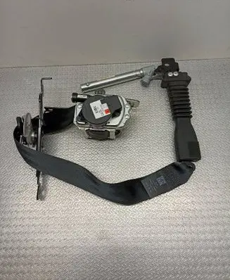 KIA Sportage Front seatbelt 88810F1000ED 8831F1000WK 635290300B