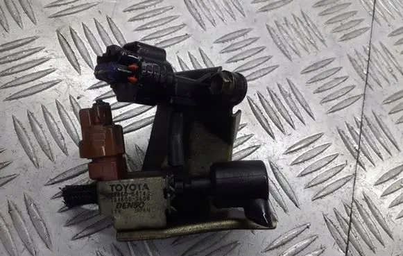 Toyota Corolla E120 E130 Turbo solenoid valve 25860-64140