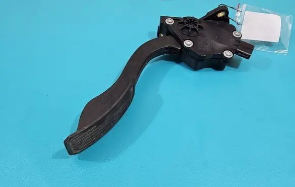 Toyota Land Cruiser (J200) Accelerator throttle pedal 78110-60020 IMPRK1430408