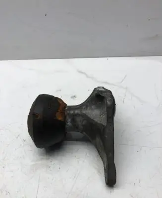 Audi A4 S4 B8 8K Engine mount bracket 8D0199339M