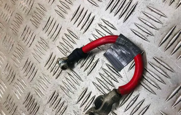 Positive cable (battery)