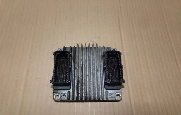 Opel Zafira A Engine control unit/module ECU 55354782
