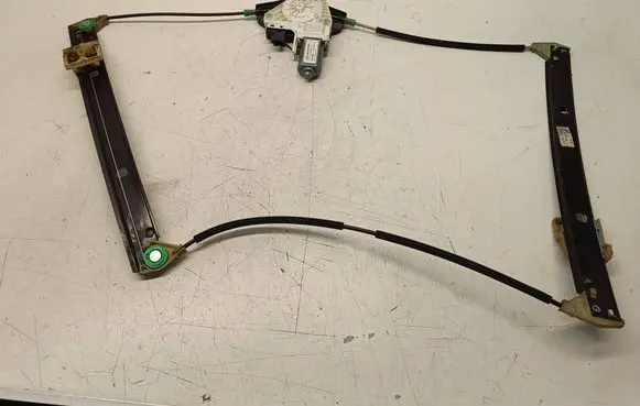 Audi A4 S4 B8 8K Front door manual window regulator 8K0959802 1101965575100