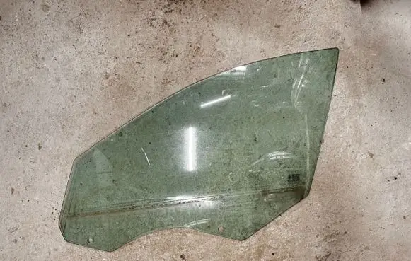 BMW 5 F10 F11 Front door window glass four-door 43R011668 E000001 DOT459AS2M550