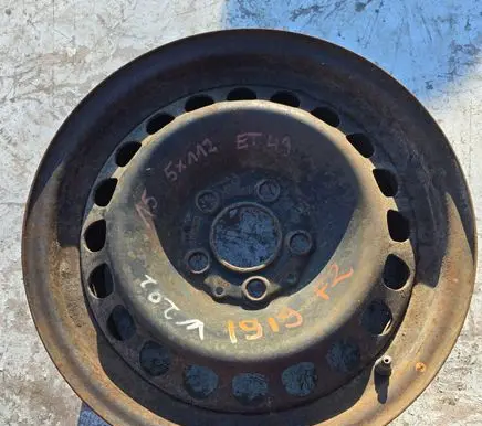 Mercedes-Benz C W202 R15 steel rim 2104000202