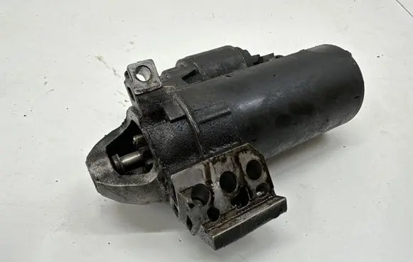 BMW 5 GT F07 Starter motor