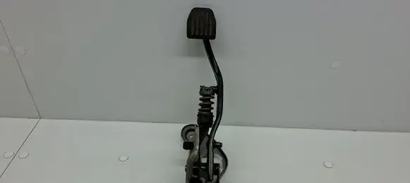 Volvo V60 Clutch pedal 