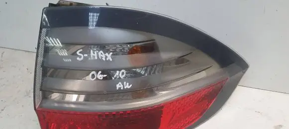 Ford S-MAX Rear/tail lights