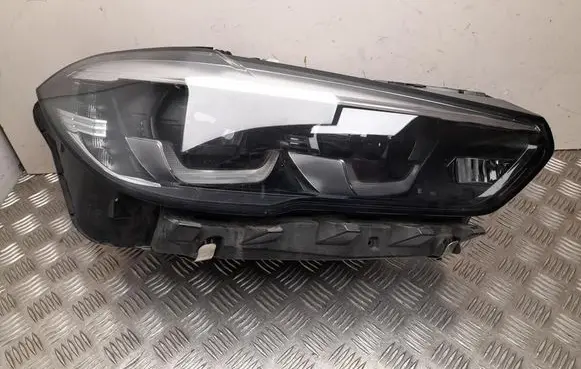 BMW X5 G05 Headlight/headlamp 9481786