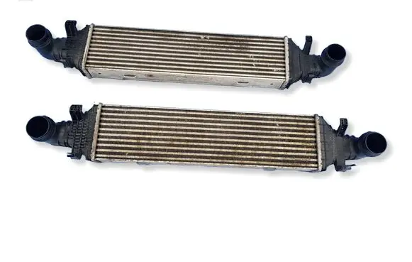 Mercedes-Benz C W204 Intercooler radiator A2045000600WMY 6770176 A2045000200