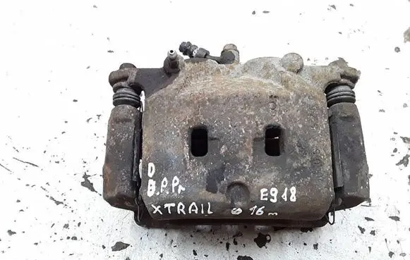 Nissan X-Trail T32 Front brake caliper