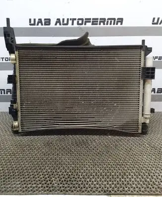 Ford Focus Radiator set BV618C342BC 8V618C607E 8V618C607EB