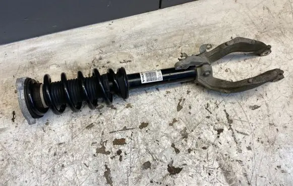 Volvo XC60 Front shock absorber/damper P31476453 31681984