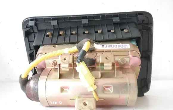 Subaru Impreza II Passenger airbag 44SS09 E0720K3302 7FR0E009235