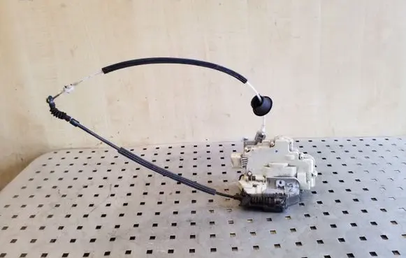 Audi Q7 4L Rear door lock 3C4839015C