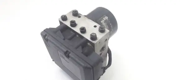 Volkswagen Golf IV ABS Pump 1J0907379E 1J0614217B