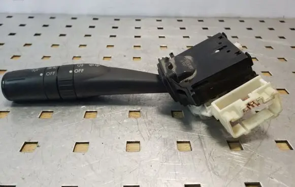 Subaru Legacy Indicator stalk 17A089