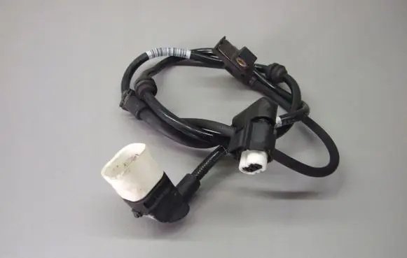 Mercedes-Benz E W213 Brake pads wear sensor A2135402805