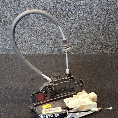 Hyundai Sonata Front door lock 813103K001