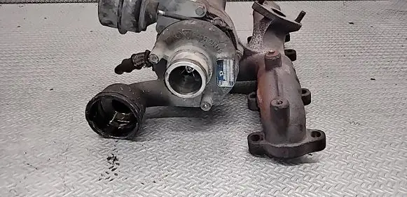 Volkswagen Sharan Turbo 038253019H