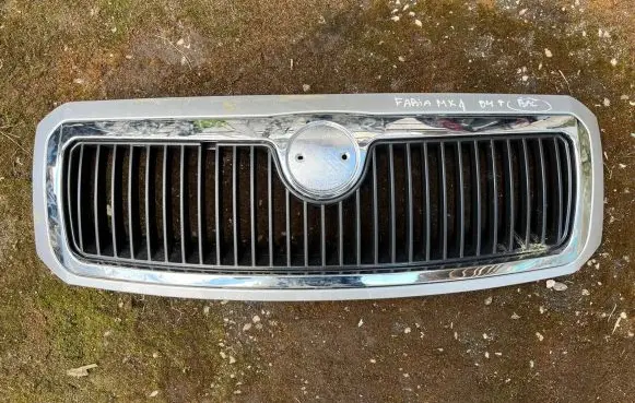 Skoda Fabia Mk1 (6Y) Front grill 6Y0853668 6Y08536