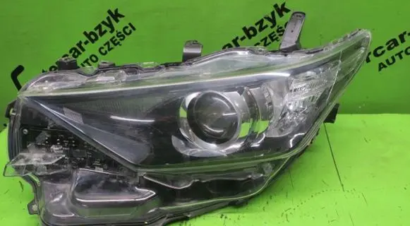Toyota Auris E180 Headlight/headlamp