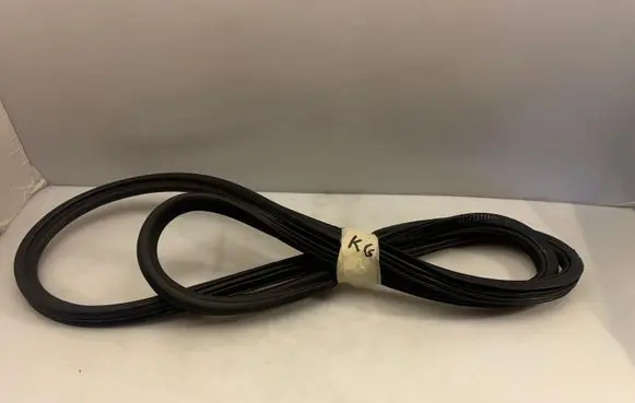 Audi A6 S6 C7 4G Rear door rubber seal (on body) 