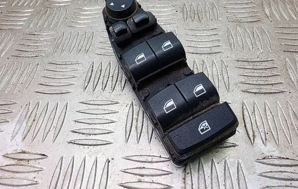 BMW 3 F30 F35 F31 Electric window control switch 9208111