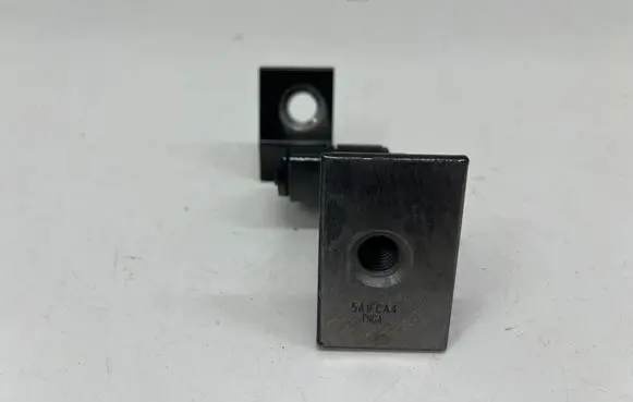 BMW 1 F40 Front door upper hinge 5A1FCA4