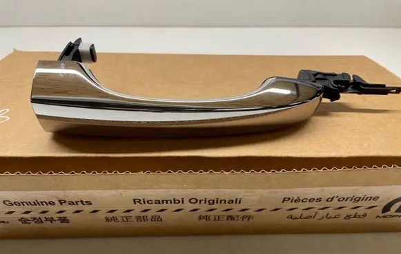 Fiat Freemont Rear door exterior handle 68064625AE