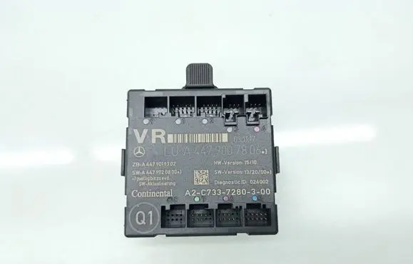Mercedes-Benz Vito Viano W447 Door control unit/module A4479007806