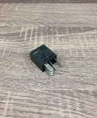 Ford Kuga I Other relay 5M5T14B192BA V23074A1001X77 095111C