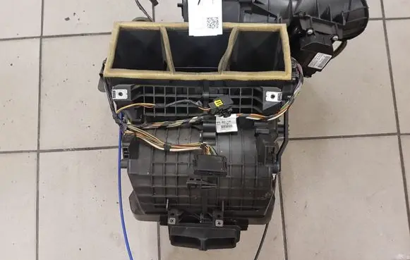Citroen C3 Interior heater climate box assembly 96536211XT 2110091A