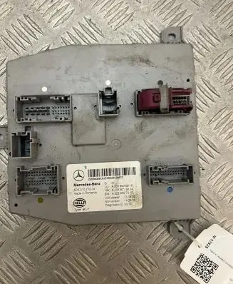 Mercedes-Benz C W205 SAM control unit A2059006818