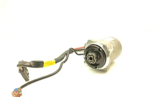 Steering wheel axle set