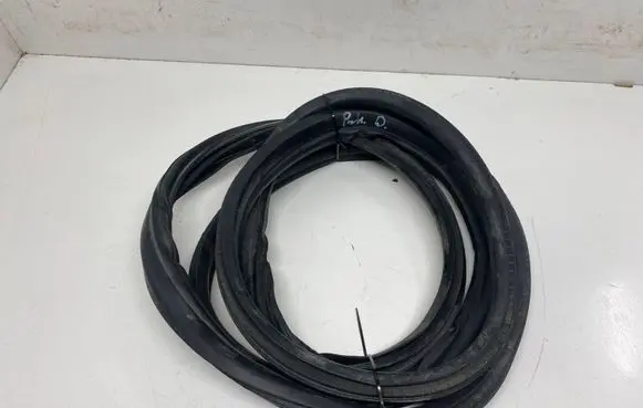 BMW X3 E83 Rubber seal front door (on door) 